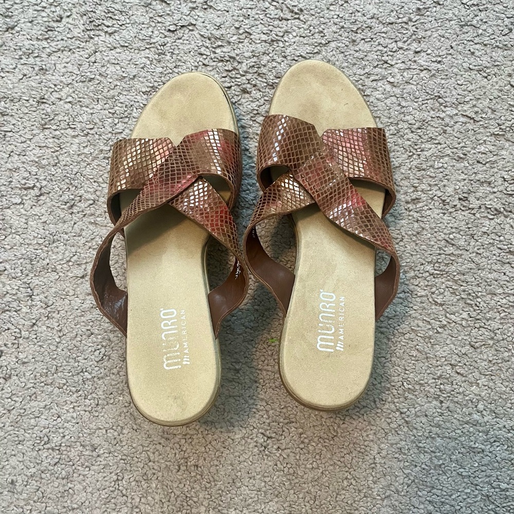 Munro leather slides, 81/2 M copper snakeskin print, excellent condition